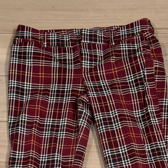 Old navy size 10 Plaid Trousers in Red with belt hoops - Picture 5 of 5